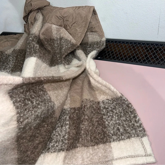 NWT Time & Tru Brown plaid poncho size L-XL Hooded Cozy 30% Recycled Fibers - Picture 13 of 16